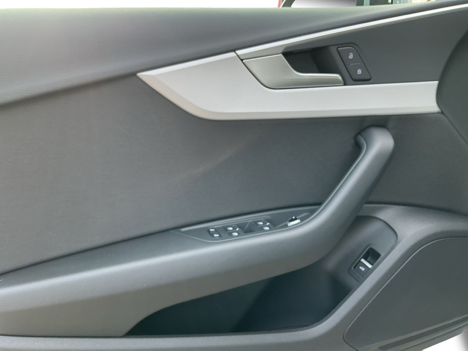 Audi A4 - Bild 15
