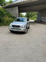 Mercedes-Benz Mercedes ML 270 CDI  AHK 3.5t  6-Gang  ... - Mercedes-Benz ML 270 aus 2004
