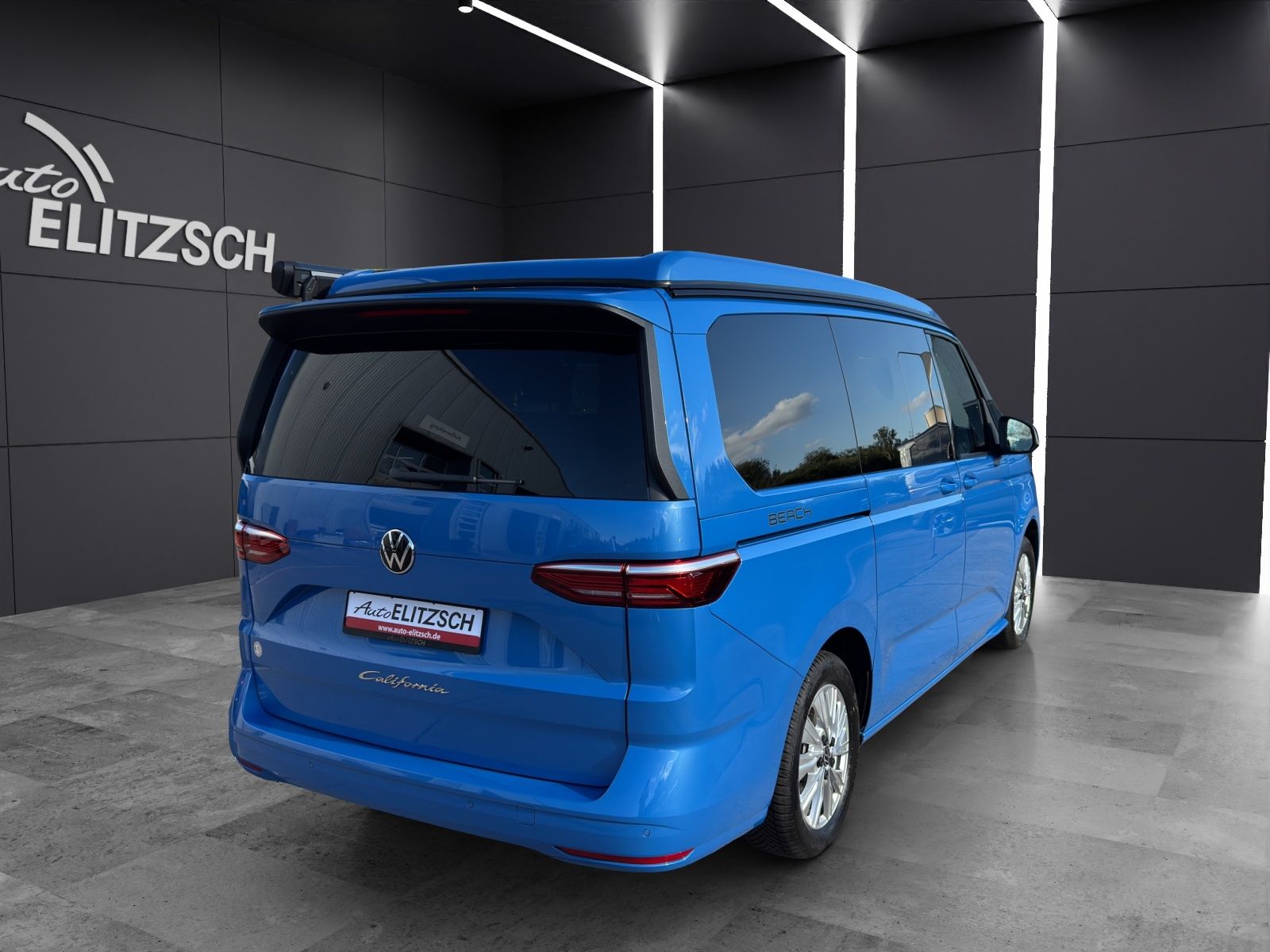 Fahrzeugabbildung Volkswagen T7 California Beach Tour 7- DSG AHK NAVI ACC SIT
