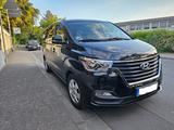 Hyundai H-1 Starex - Hyundai: Starex