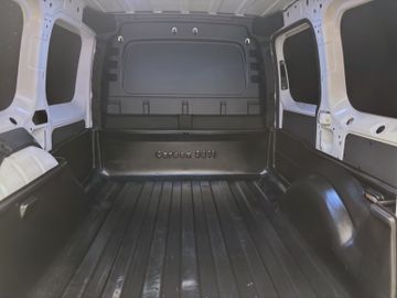 Volkswagen Caddy - 4