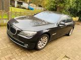 BMW 750i voll Ausstattung tüv 01.2027 nur ... - BMW 750 aus 2010: 750i
