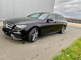 Mercedes-Benz E 400 d 4MATIC T Autom. -AMG Line - gebrauchte Mercedes-Benz E 400 aus dem Jahr 2019