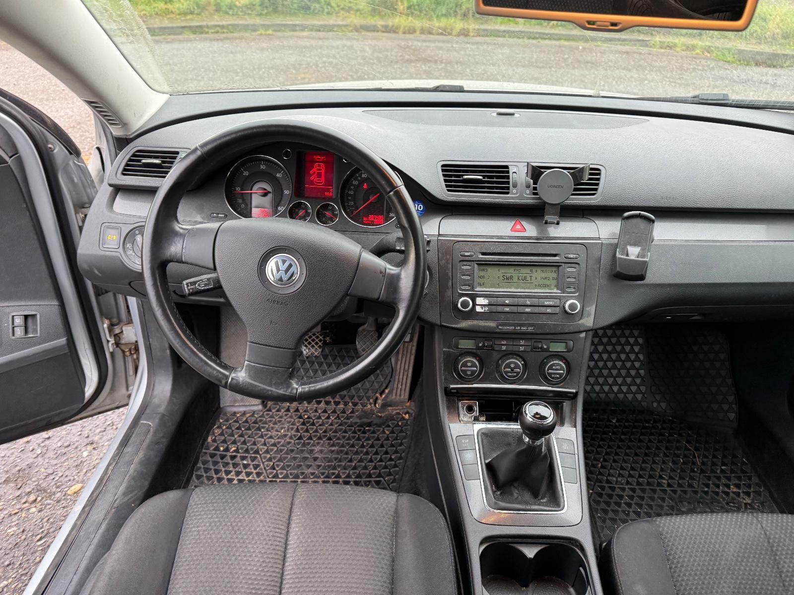 Volkswagen Passat 2006 — photo 10