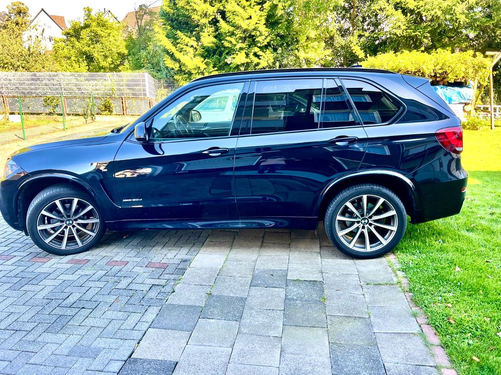 Image of BMW X5