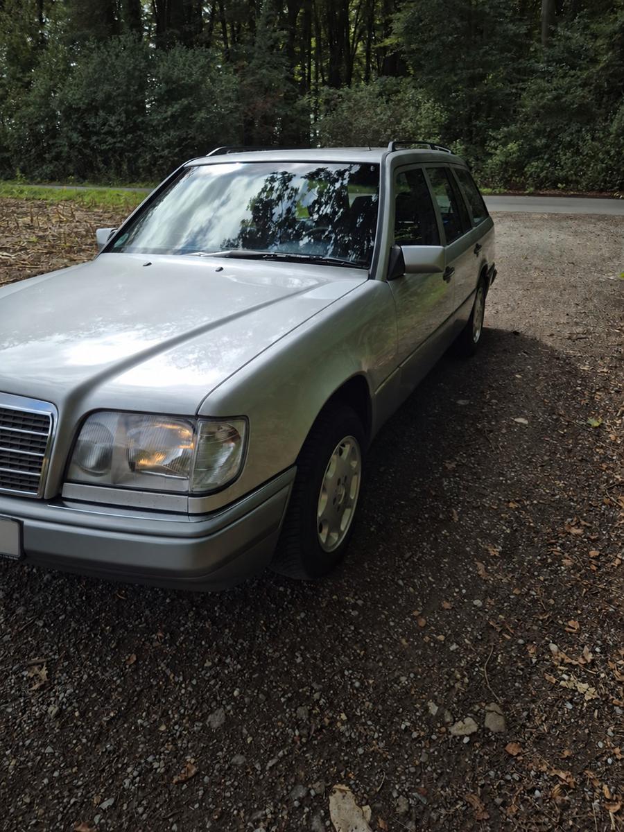 Mercedes-Benz E 220 W124 S124 Automatik LPG
