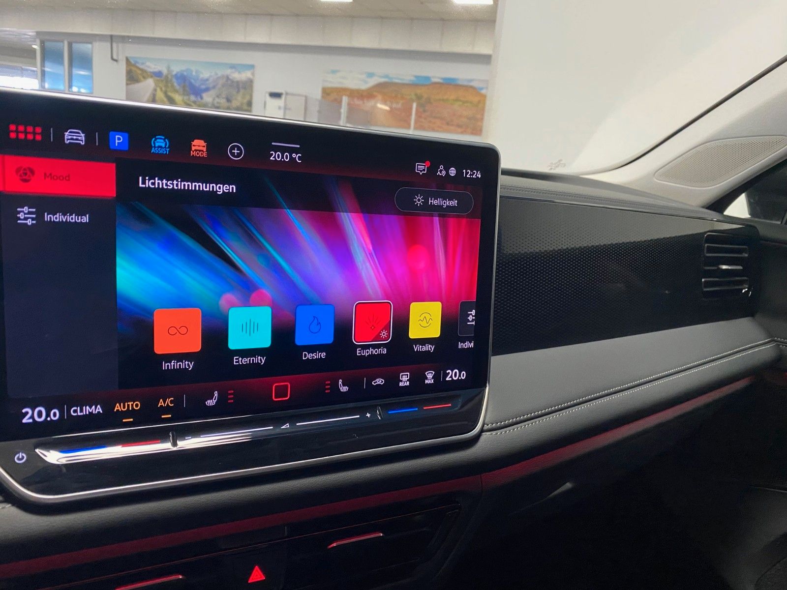 Fahrzeugabbildung Volkswagen Tiguan 1.5 eTSI OPF DSG +ACC+LED+NAVI+PARKASSIST