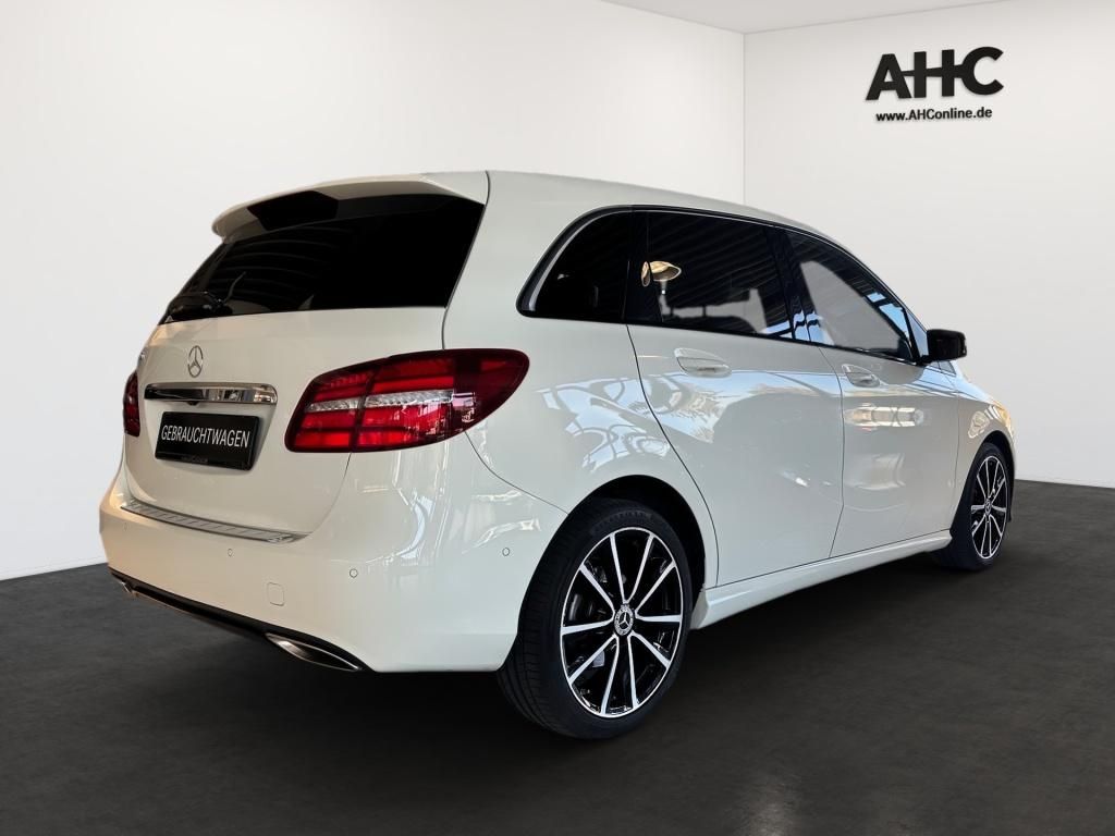 Fahrzeugabbildung Mercedes-Benz B 200 Night Navi SHZ LED KAM Totwink. RDK