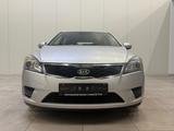 Kia cee'd / Ceed - Kia aus 2009: Cee D