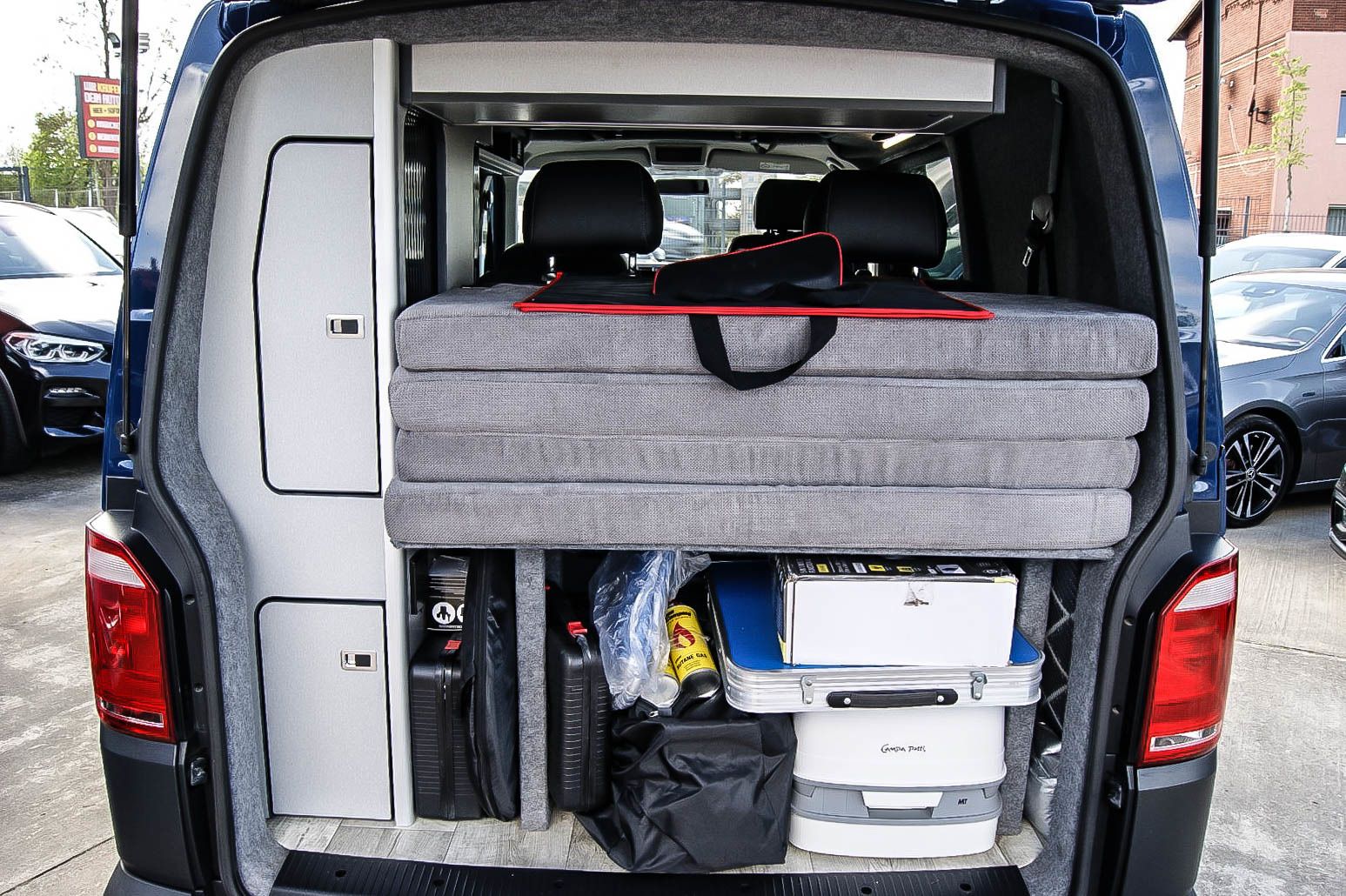 Fahrzeugabbildung Volkswagen T6 Camper =CALIFORNIA EDITION= AUSBAU NEU !!!