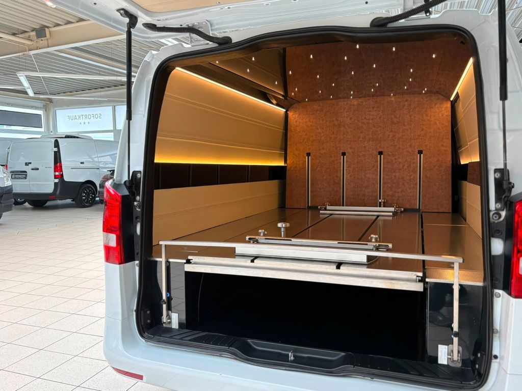 Image of Mercedes-Benz Vito