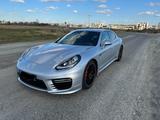 Porsche Panamera GTS - Porsche Gebrauchtwagen in Frankfurt