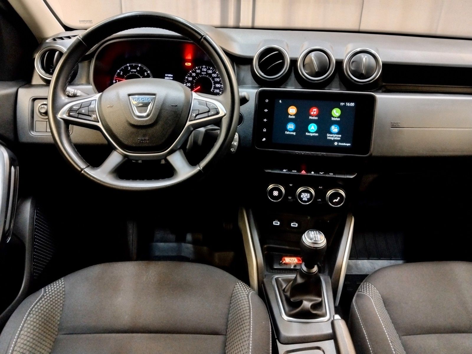 Dacia Duster (08/2022, Benzin)