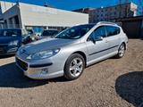 Peugeot 407 SW 2.0 HDi LEDER-AHK-PANO.-KUPPLUNG NEU - Peugeot 407 mit Schiebedach