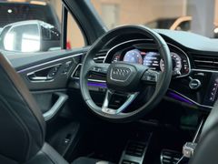 AUDI Q7 50 TDI Competition Plus*HEAD*PANO*360*1.HAND