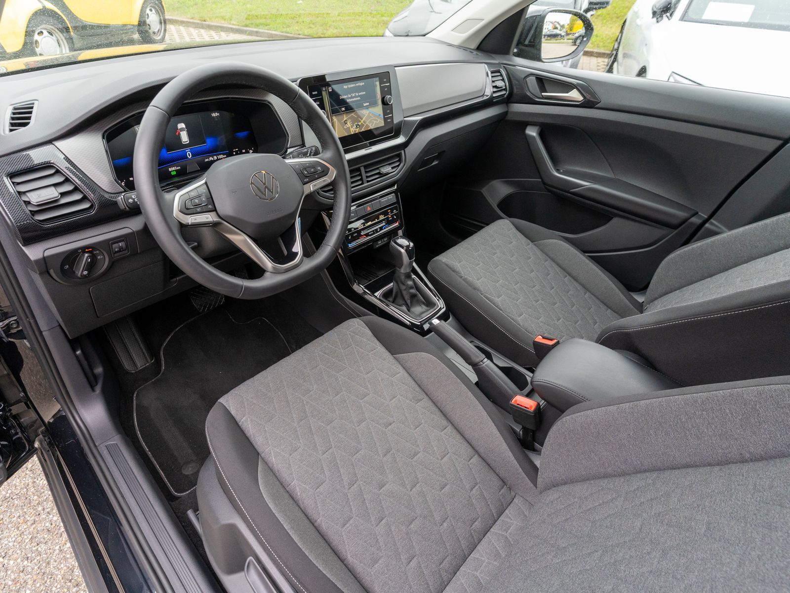 Volkswagen T-Cross - Bild 12