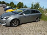 Toyota Avensis Combi 1,8-l-Valvematic Executive Exe... - Toyota Avensis Combi Gebrauchtwagen