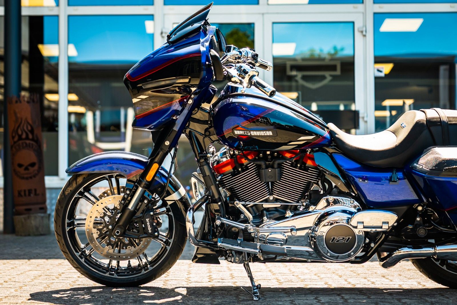 Fahrzeugabbildung Harley-Davidson CVO Street Glide FLHXSE 121 CUI MY25