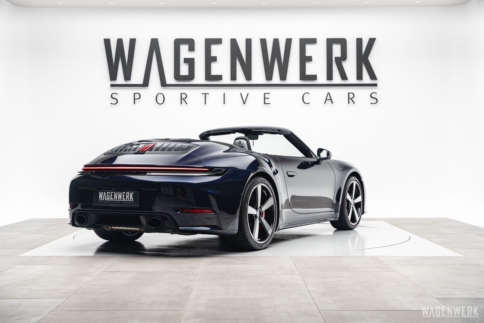 Porsche 911 992.2 Carrera S Cabrio PTS CARBONSCHWARZ SPO imagem 3