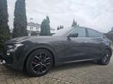Andere Maserati Levante 2018 Diesel, Automatik, grau - Andere in Bremen