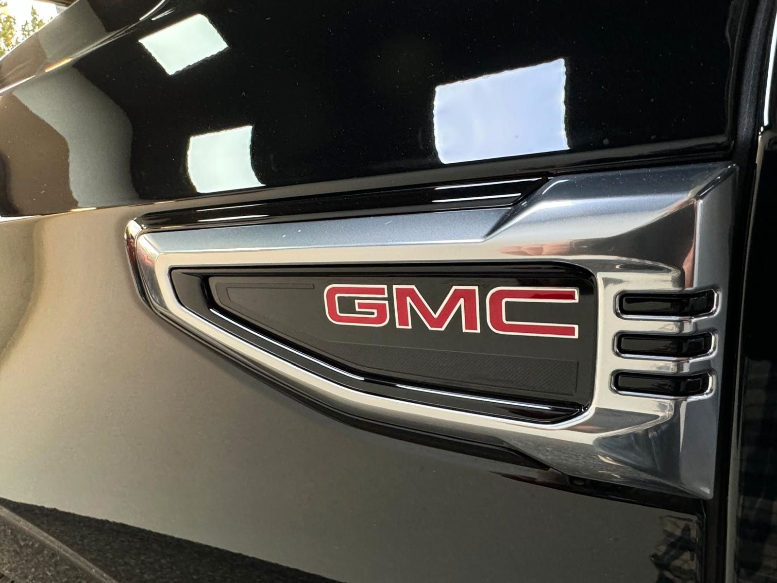 Fahrzeugabbildung GMC YUKON DENALI 2026-24" RÄDER, ENTERTAINMENT