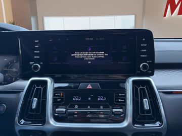 Kia Sorento 2.2D Platinum AWD DCT8 AHK NAV Glasdach