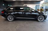 Skoda Superb Combi 2.0 TDI Scout 4x4 PANO AHK STHZ 360 - Skoda: Combi Scout