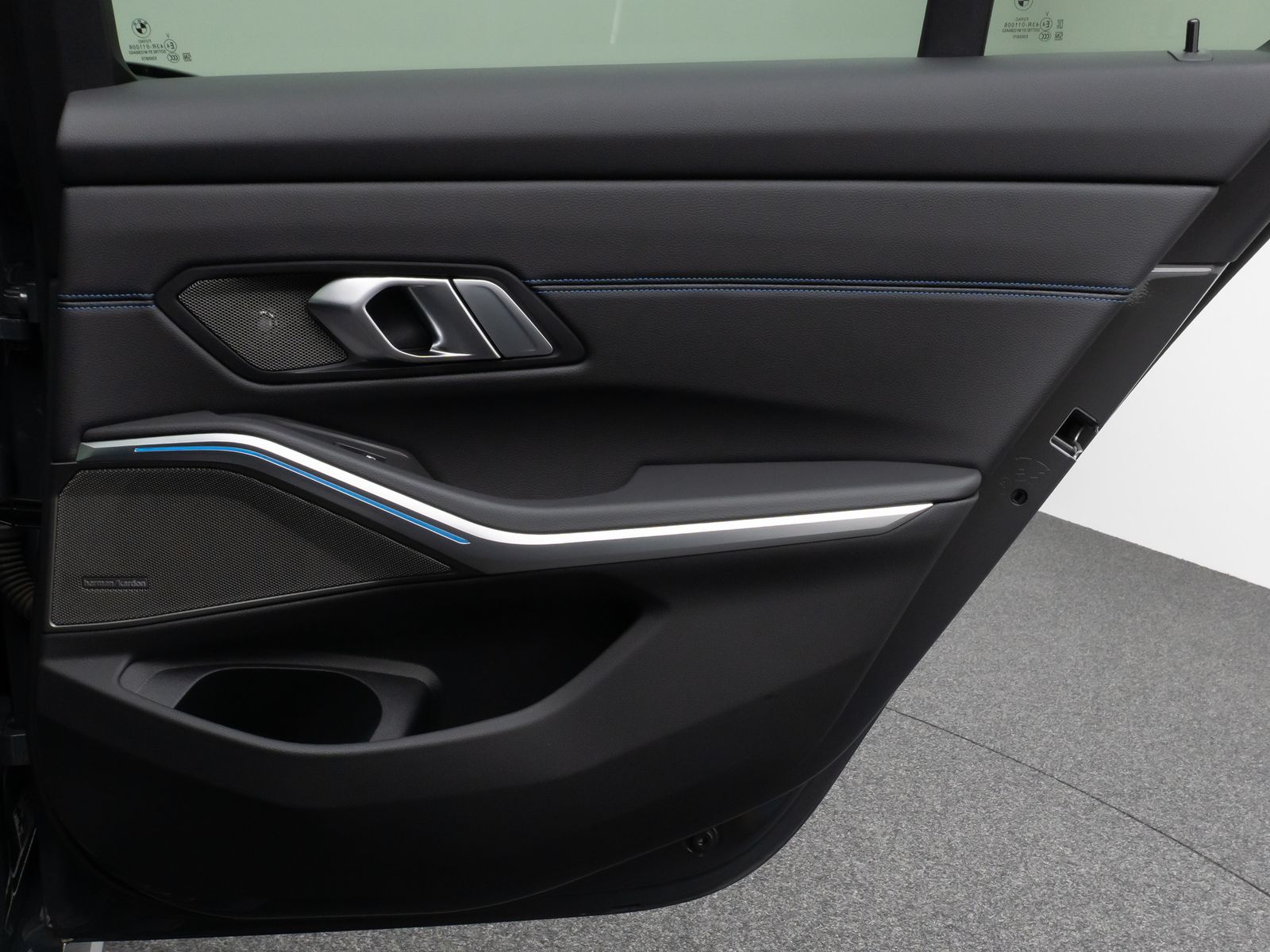 Fahrzeugabbildung BMW M340d Panorama Kamera HUD DAB H/K AHK Komfort