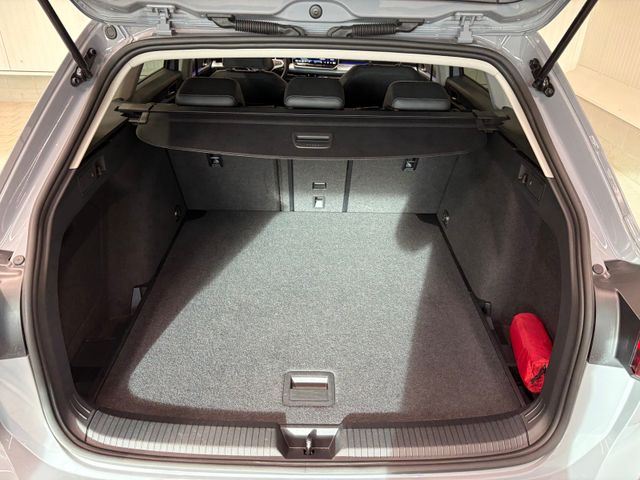 Golf VIII Variant Goal 1.5 TSI LED ACC PDC