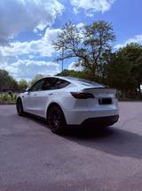 Tesla Model Y Performance  - Tesla Model Y in Duisburg