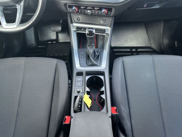 Q3 35 TFSI ACC Klimaautom Lichtsensor PDC LED BT
