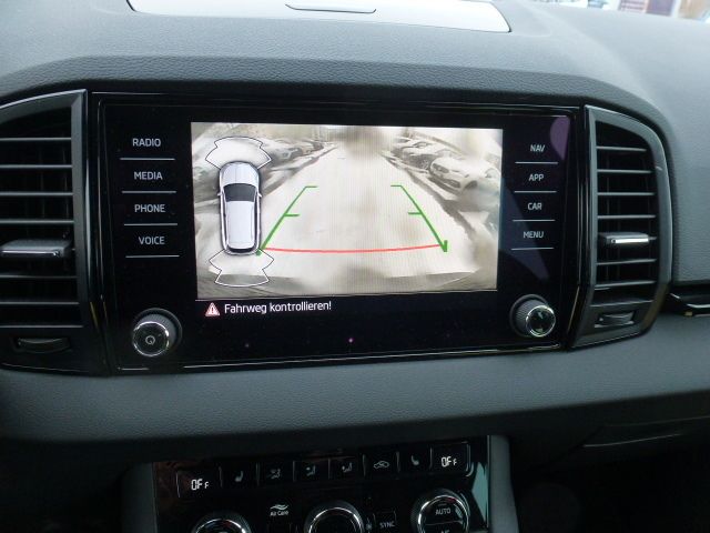 Fahrzeugabbildung SKODA Karoq Sportline 1.5 TSI ACT + wenig Kilometer