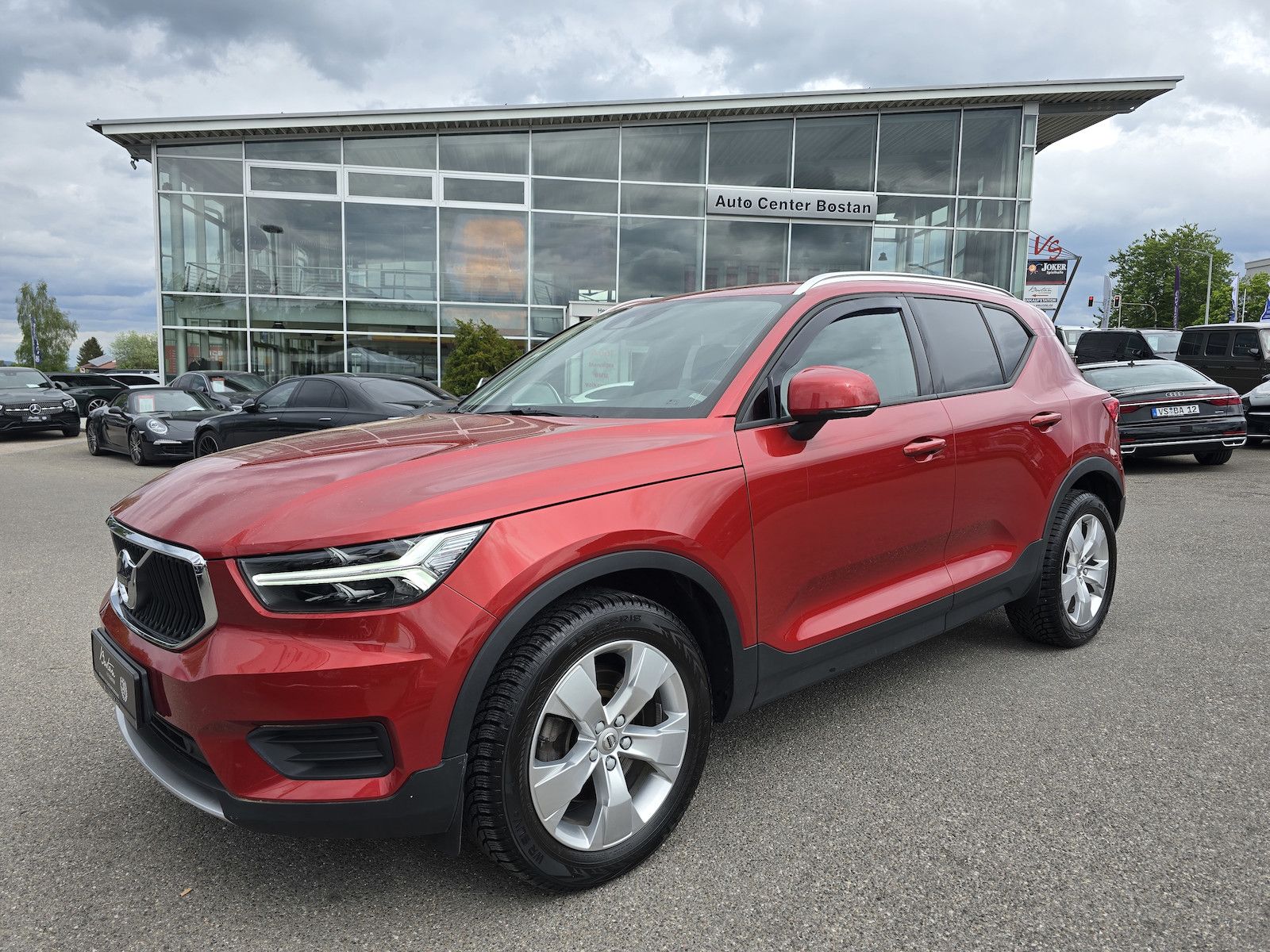 Volvo XC40 T4 MOMENTUM AWD KLIMA LEDER PRO-PAKET LED foto 2