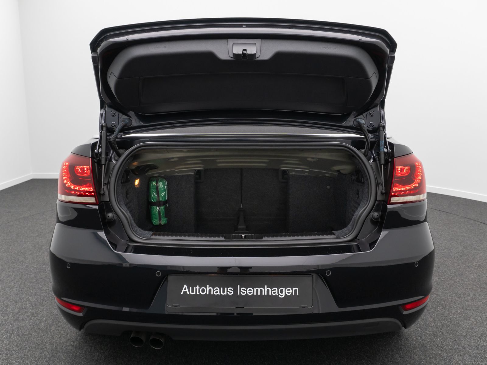 Fahrzeugabbildung Volkswagen Golf VI Cabriolet Basis PDC Navi Sitzhz Tempomat