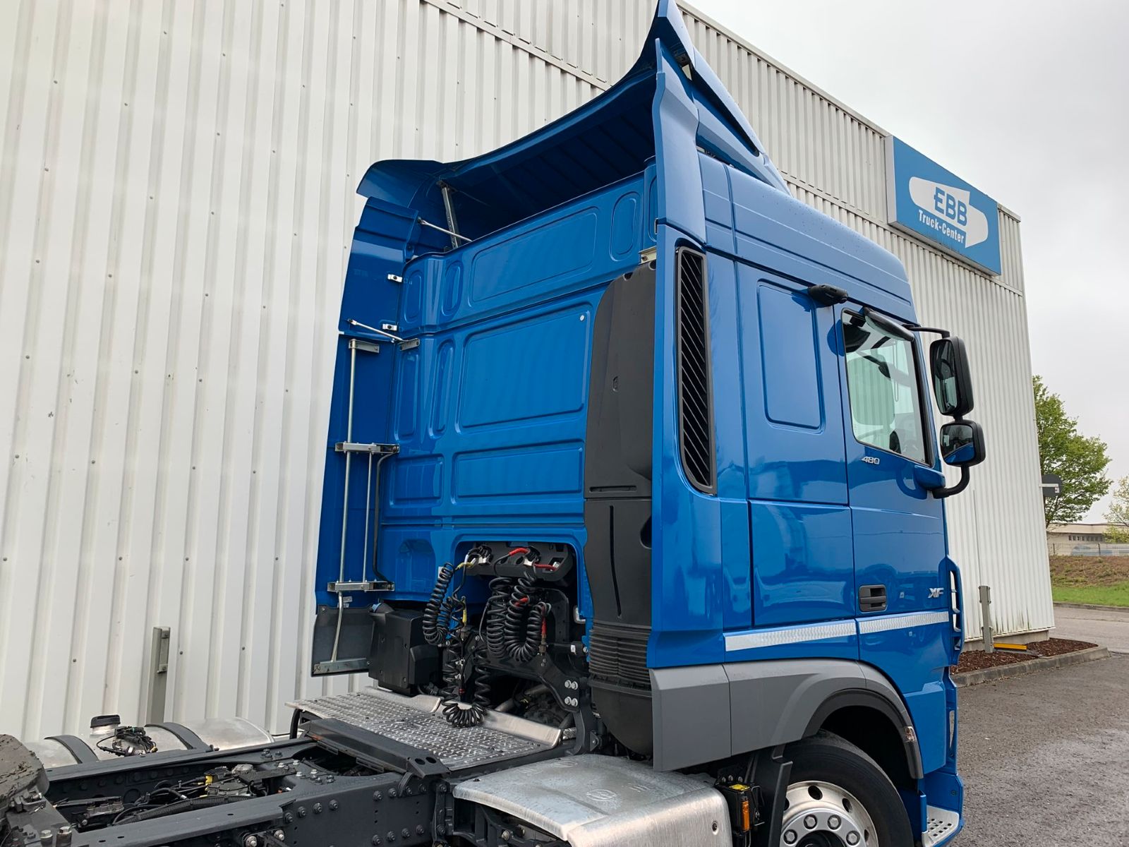 Fahrzeugabbildung DAF FT XF 480 SC LD