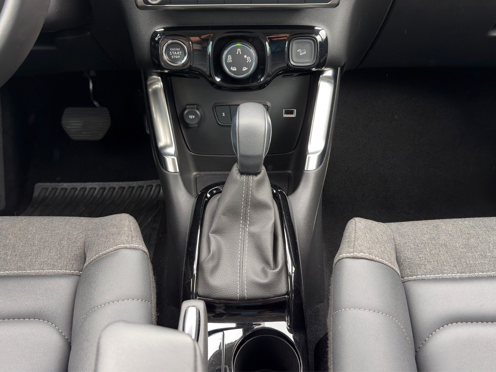 Fahrzeugabbildung Citroën C3 Aircross Max*Kamera*PDC*NAVI*Keyless**