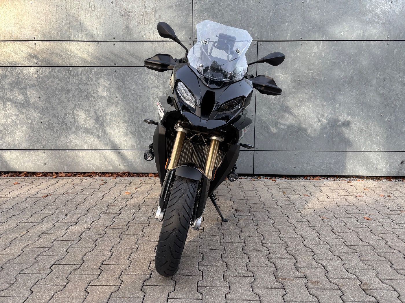 Fahrzeugabbildung BMW S 1000 XR 2 Pakete