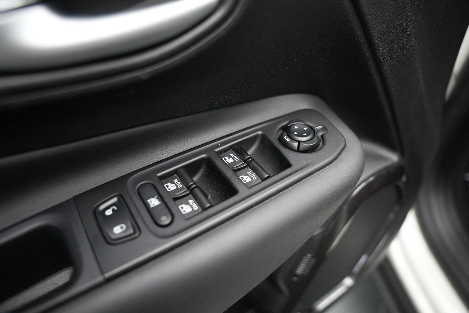 Fahrzeugabbildung Jeep Renegade S Plug-In-Hybrid 4xe *Panorama*Navi*SHZ