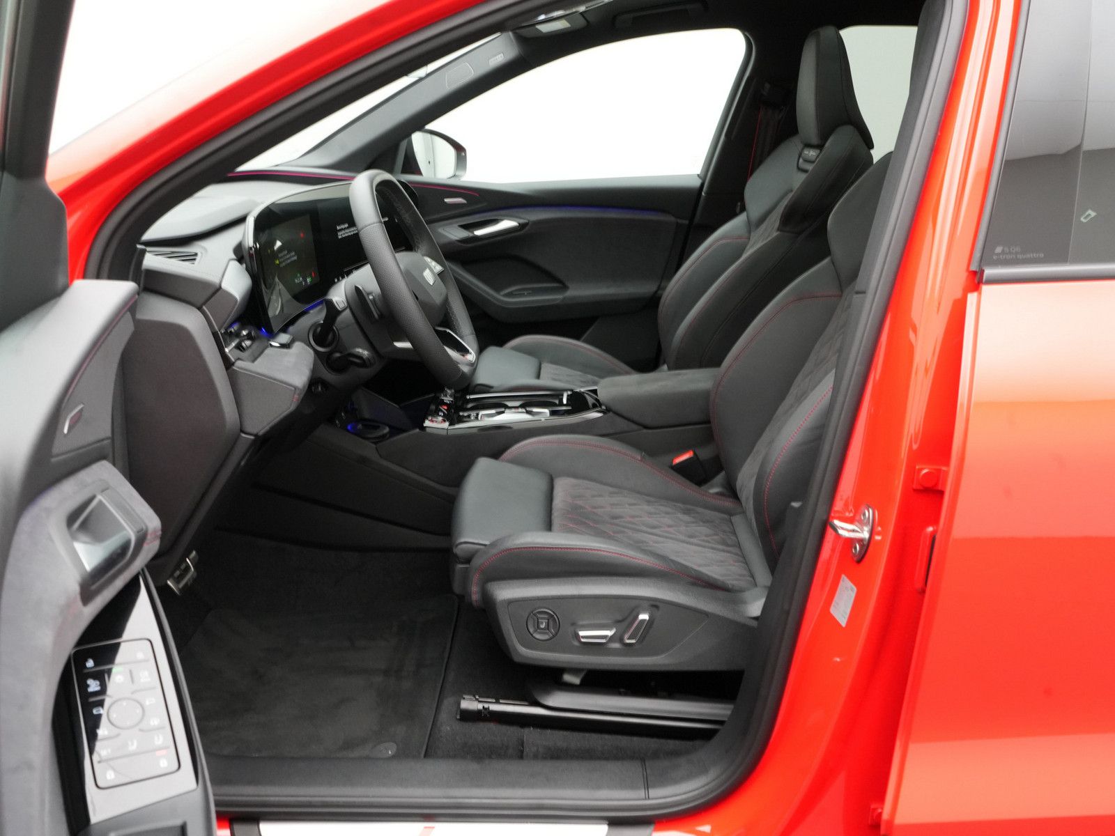 Audi SQ6 e-tron - Bild 11