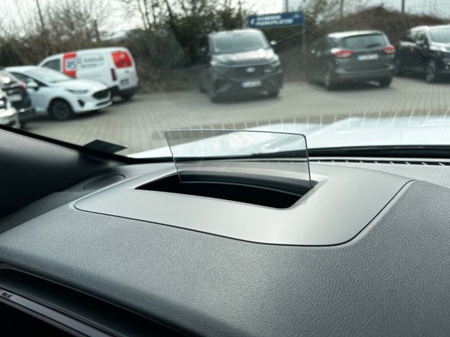 Kuga Hybrid ST-Line X *AWD*PANO*360°*MatrixLED*