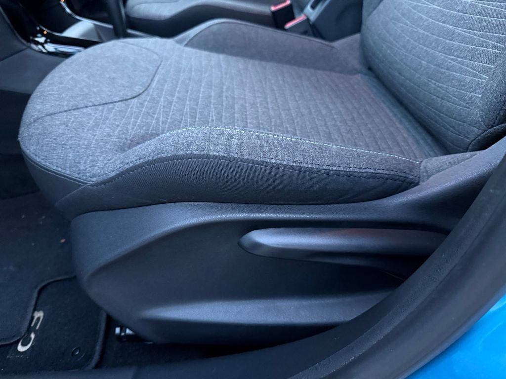 Fahrzeugabbildung Citroën C3 Pure Tech 82 Stop & Start ETG Selection