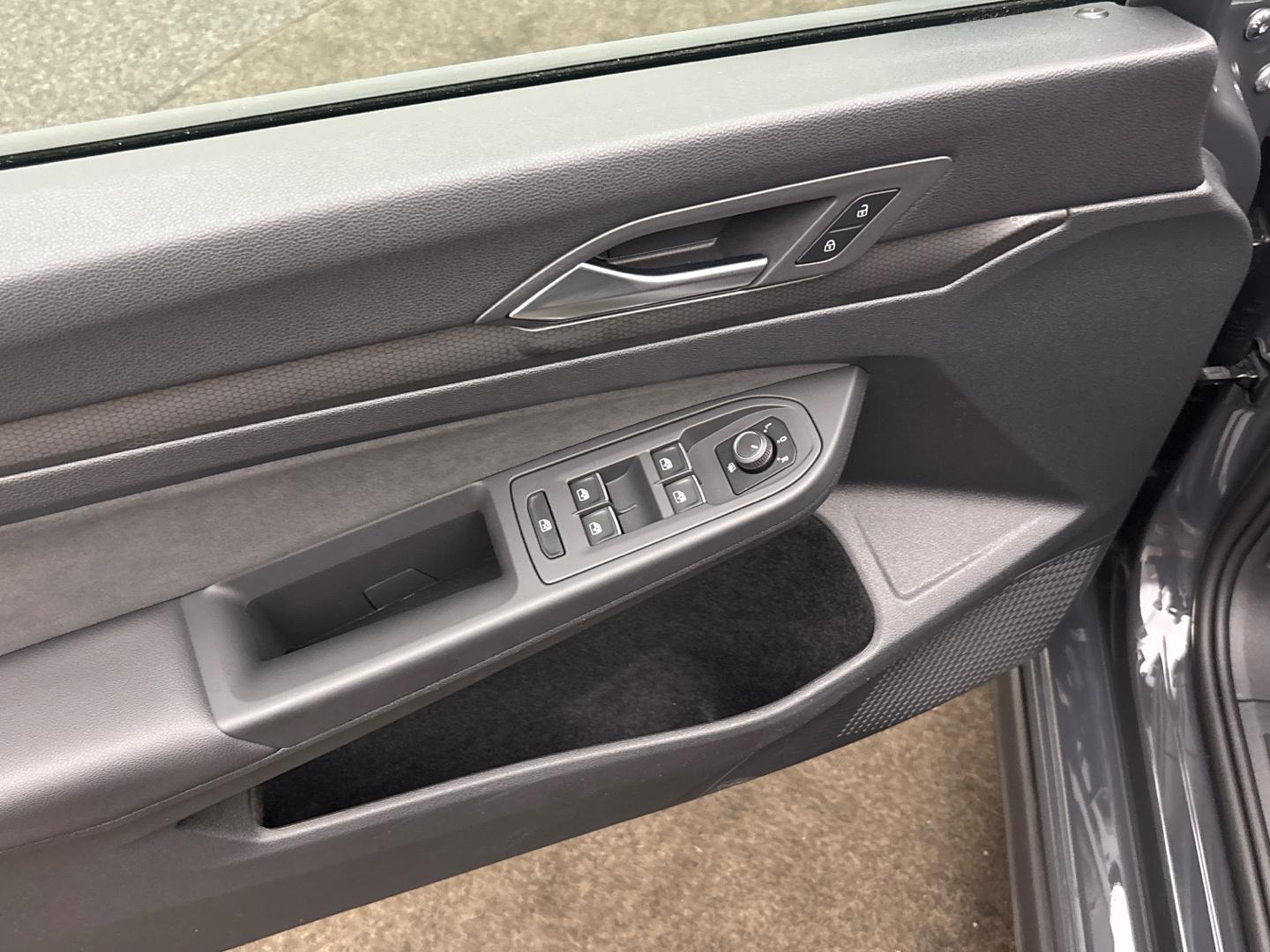 Volkswagen Golf VIII GTI 2.0 TSI DSG CarPlay LED ACC, миниатюра 12