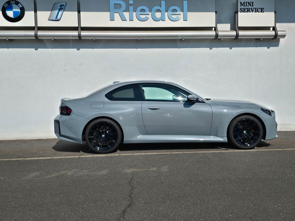 BMW M2 Coupe Head-Up Navi adapLED ab 3,49% foto 2