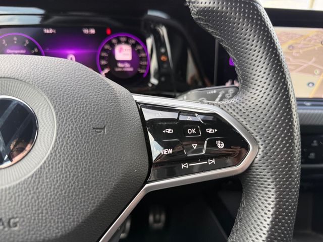 Golf 8 VIII R-Line 1.5 eTSI Navi ACC PDC v.+hi.