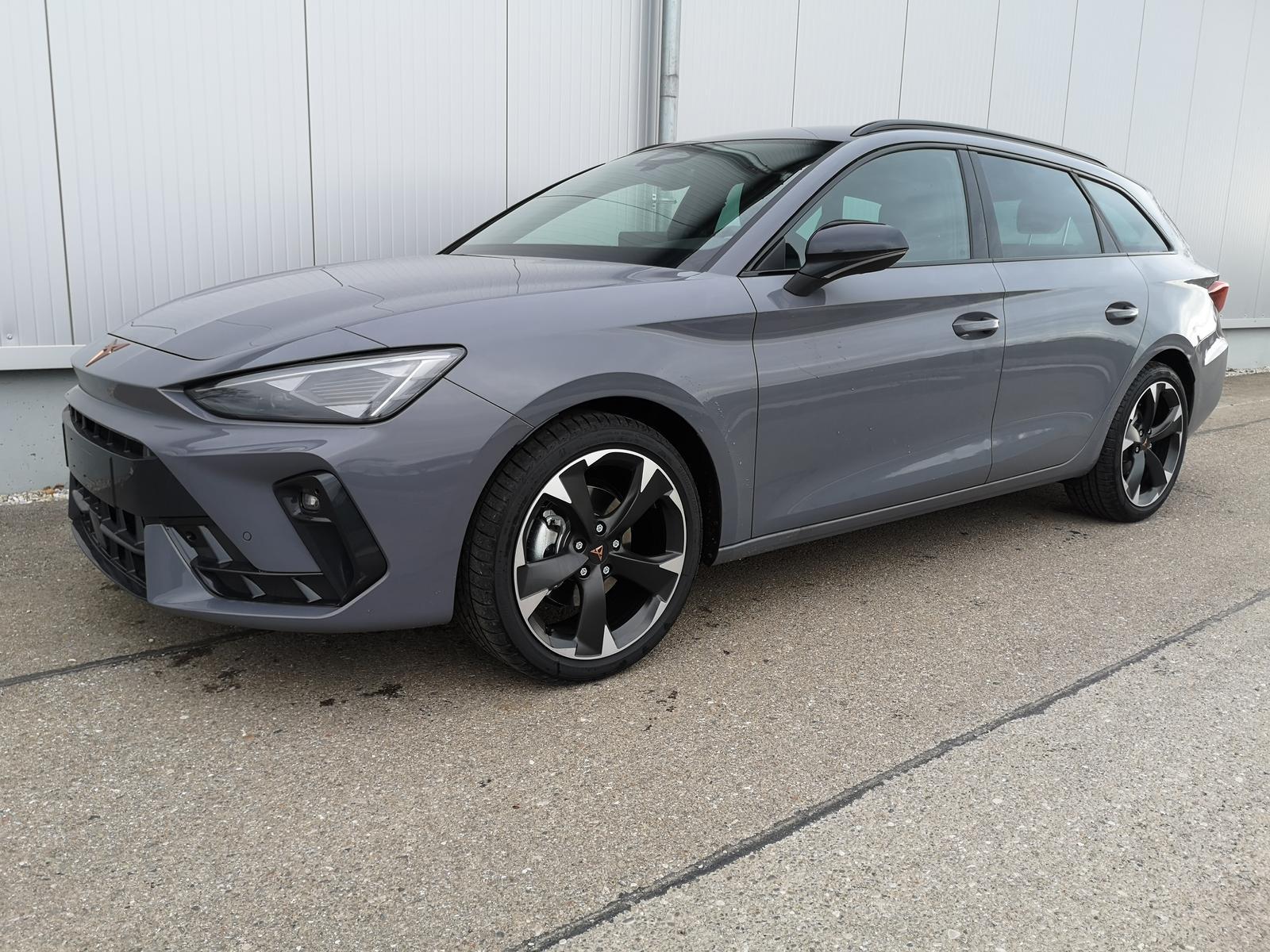 Cupra Leon Kombi ST 1.5 eTSI DSG Edge AHK ACC LED Soun