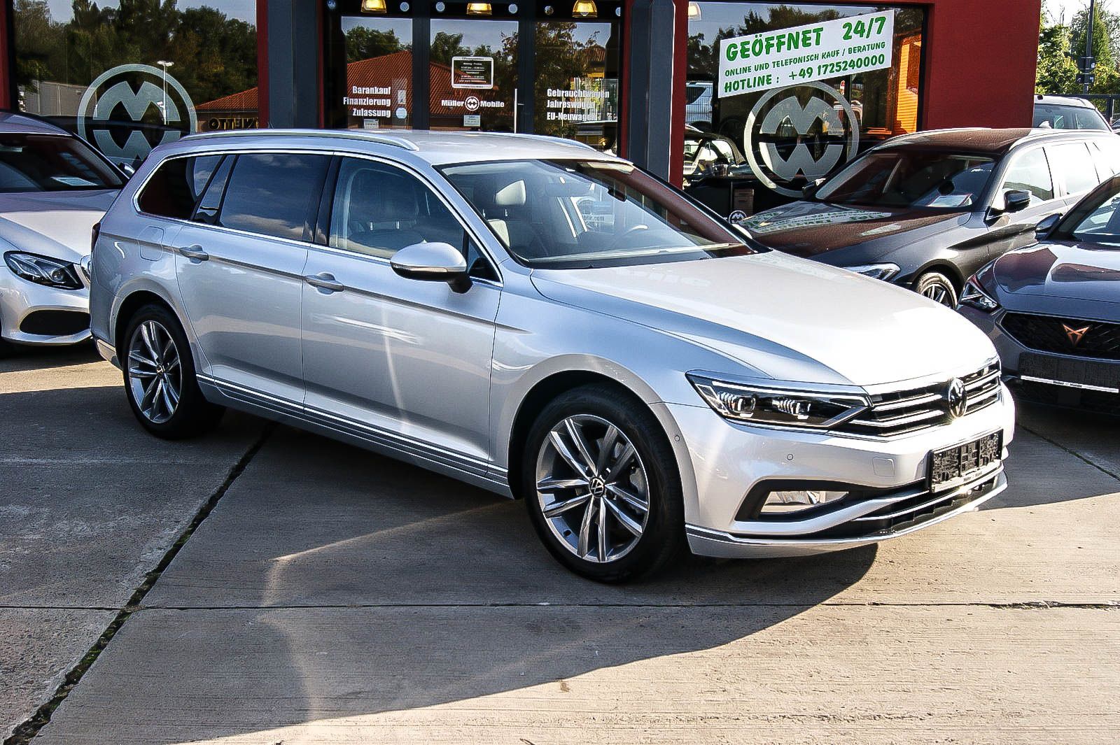 Fahrzeugabbildung Volkswagen Passat Variant 2.0 TDI Elegance VIRTUAL MATRIX