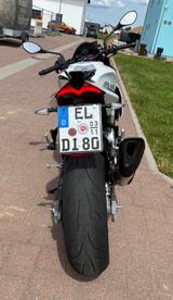 Aprilia Tuono V4 1100 Factory | EZ 08/23 | Speed White - APRILIA TUONO 1100