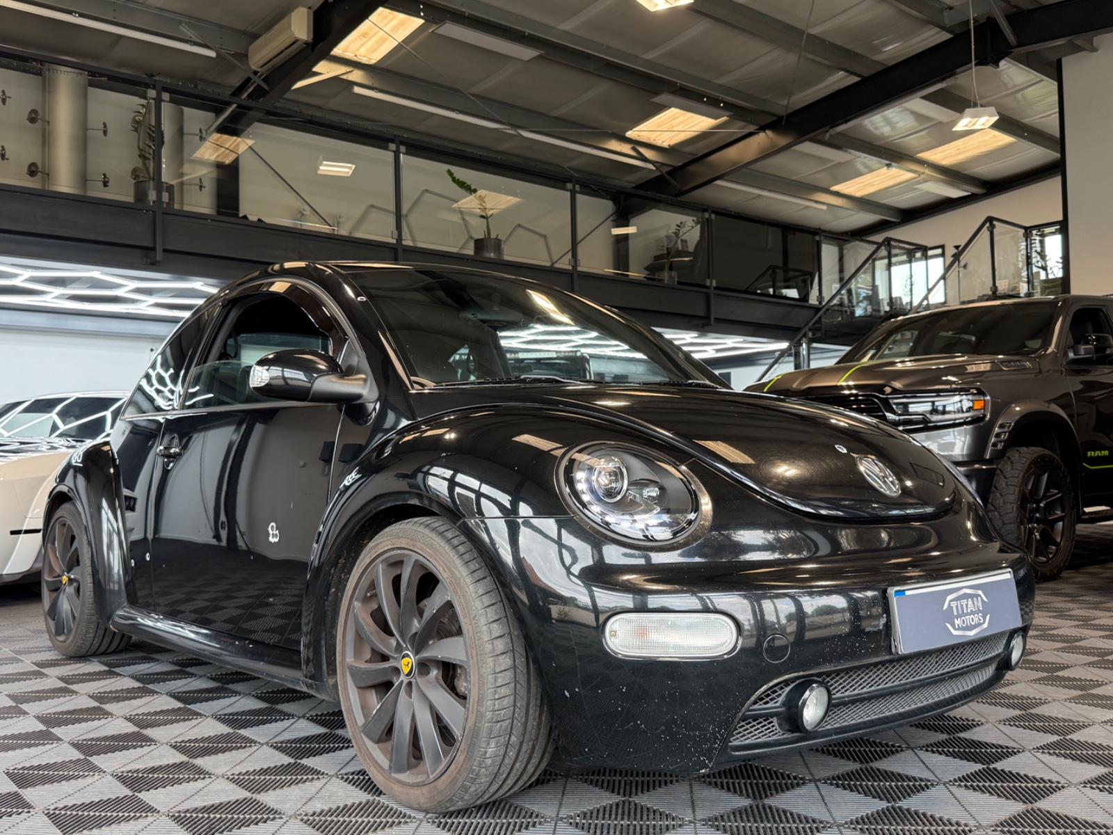 Volkswagen Beetle 1.9TDI /SHZ/CARPLAY/AMBIENTE/SOUNDSYS.