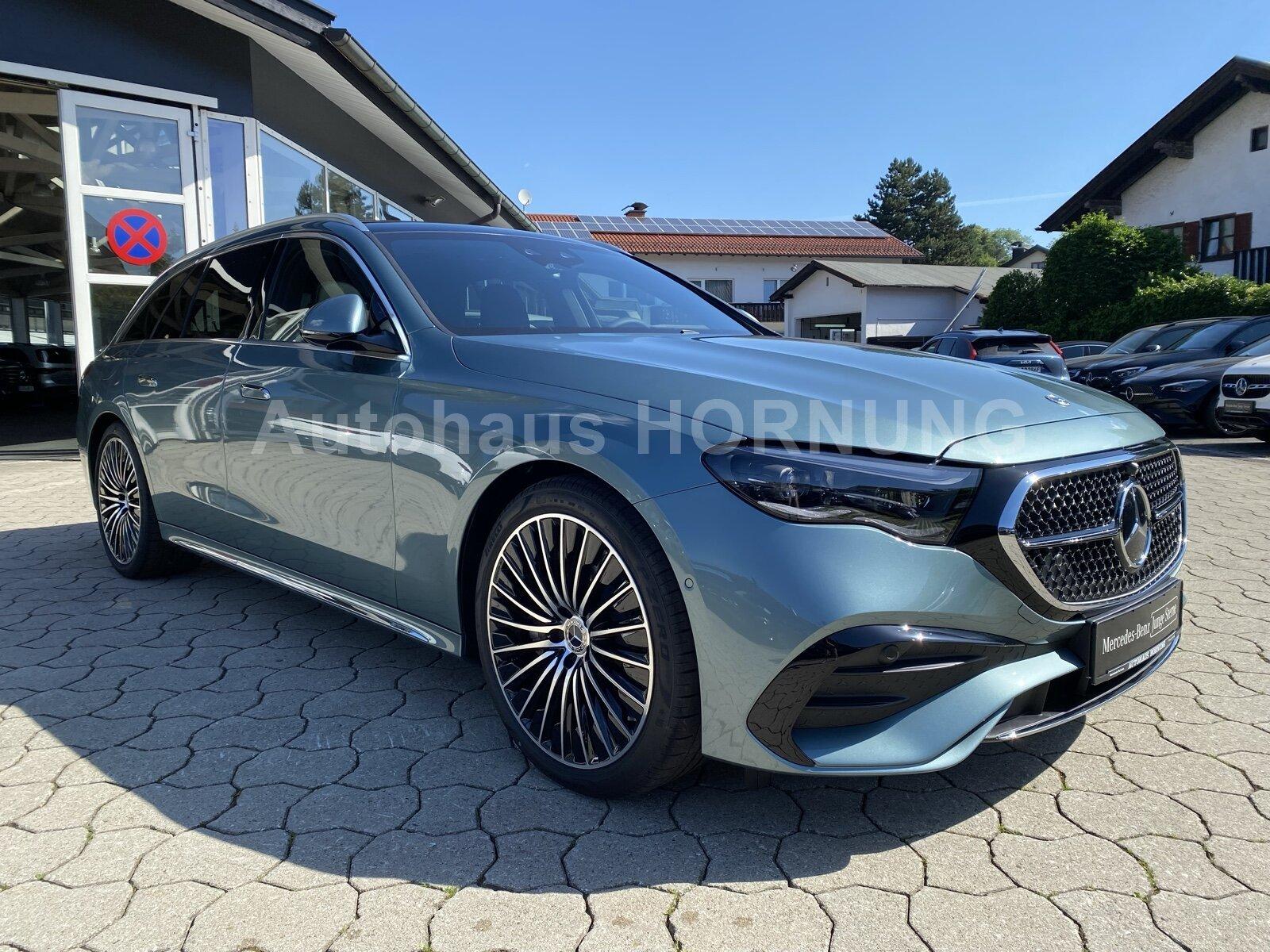Mercedes-Benz E 220 d T-Modell AMG 360 DISTR AHK PANOSD MEMORY