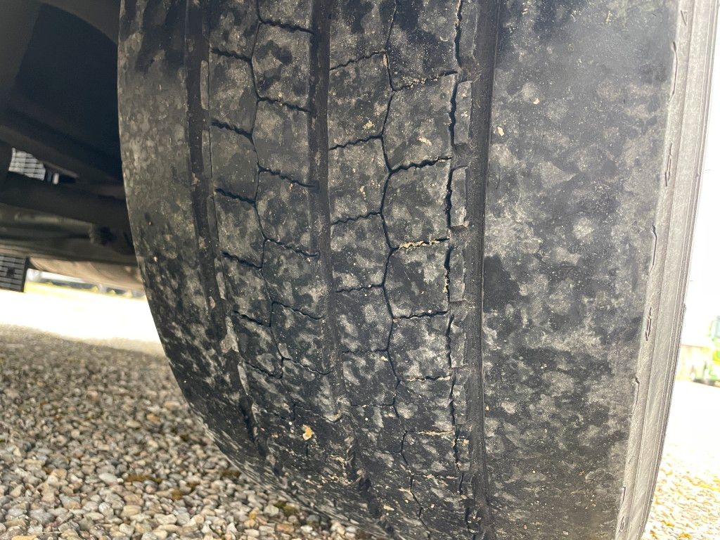 Fahrzeugabbildung DAF FT XG 530